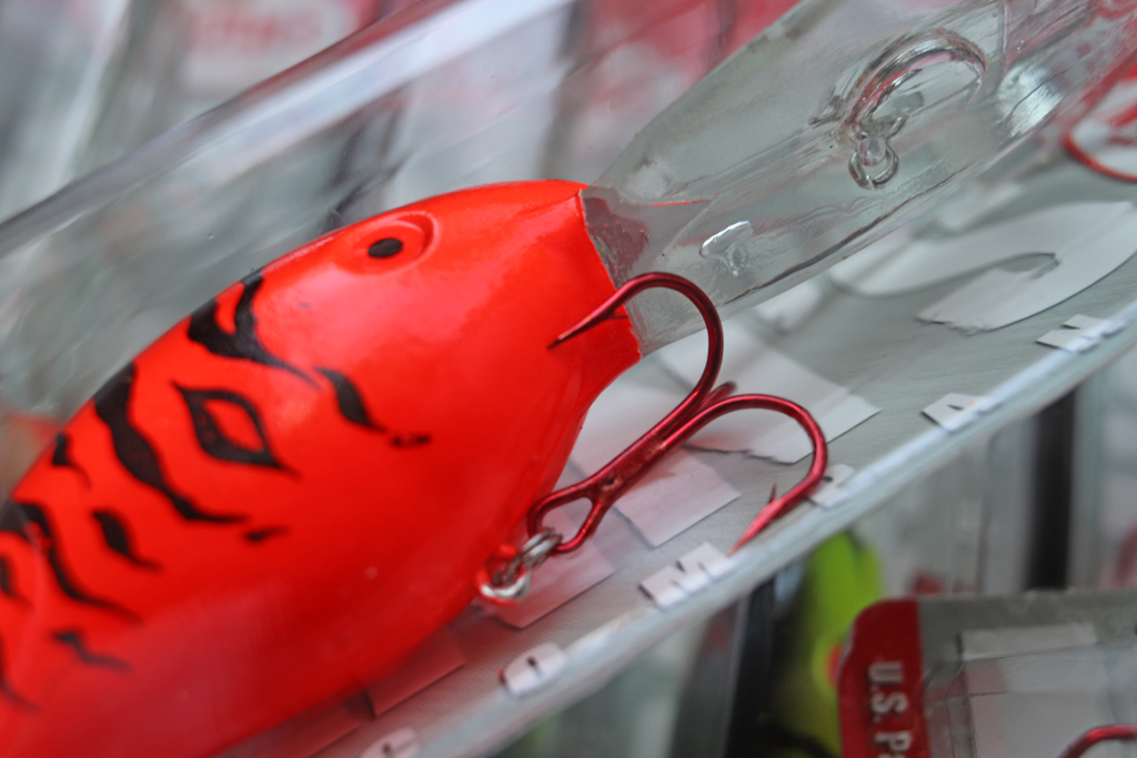 引き抵抗の軽い国産ディープ ダイバーなどが多数発売されている現代においても、決して色褪せることがないエクストラ ディープ ダイバーの名作。