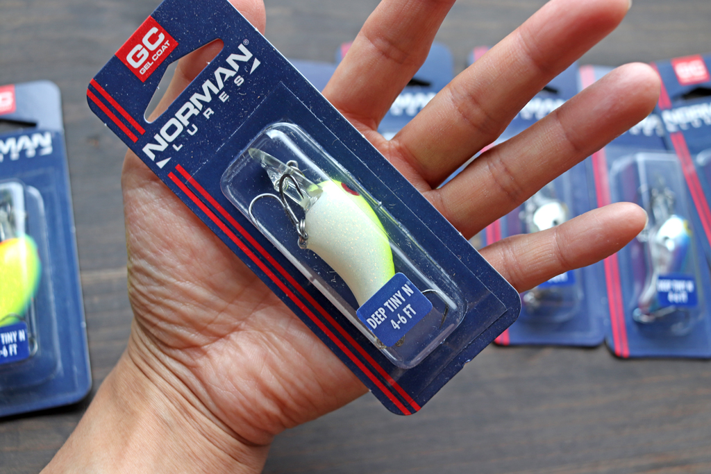 全長3.8センチ、重さは3.5グラム、ノーマンの「N シリーズ」の最小モデル。