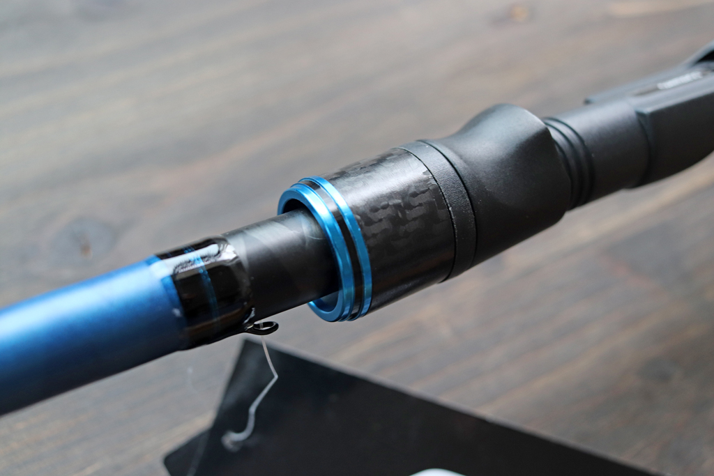 感度に優れるオリジナル リール シート搭載。