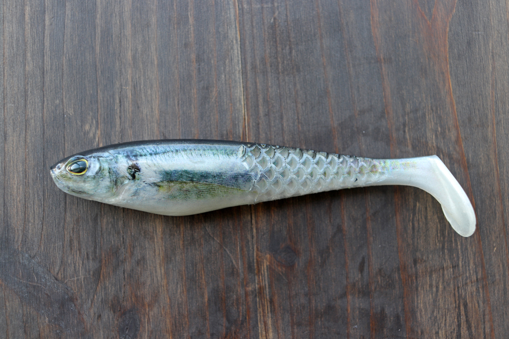 テール部に独自の「ハニカム / Honey Comb」テクノロジー採用。