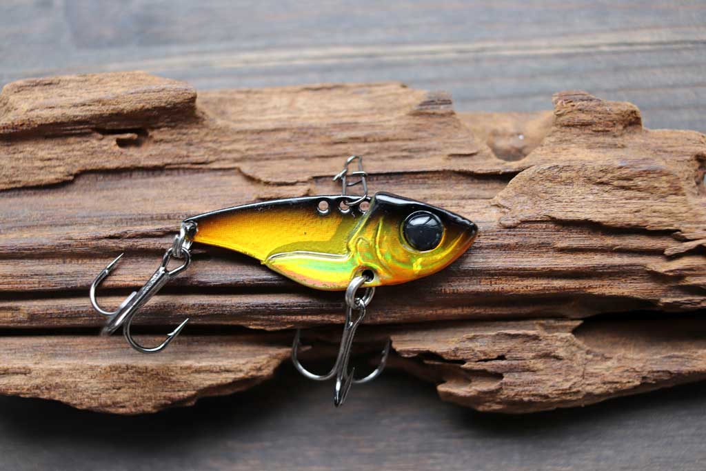 全長42ミリの小型ブレード ベイト。