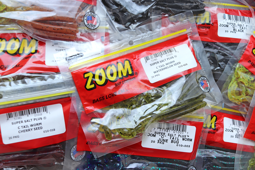 「ズーム / Zoom」の『カーリー テール / Curly Tail』