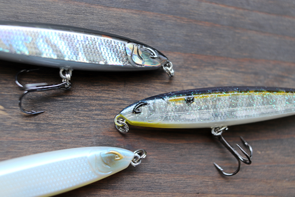 フォワード フェイシング ソナーと相性抜群、スクーリングするバスをジャークベイトを使う様に誘ってみて下さい。