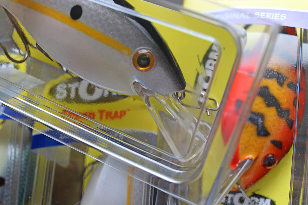 ラウドなラトル入り、薄肉なボディからは最大限のバイブレーションが発生。