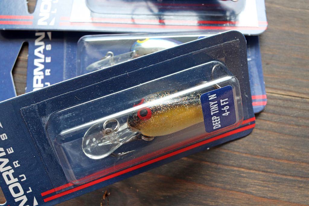 全長3.8センチ、重さは3.5グラム・・・、ノーマン「N シリーズ」の最小モデル。