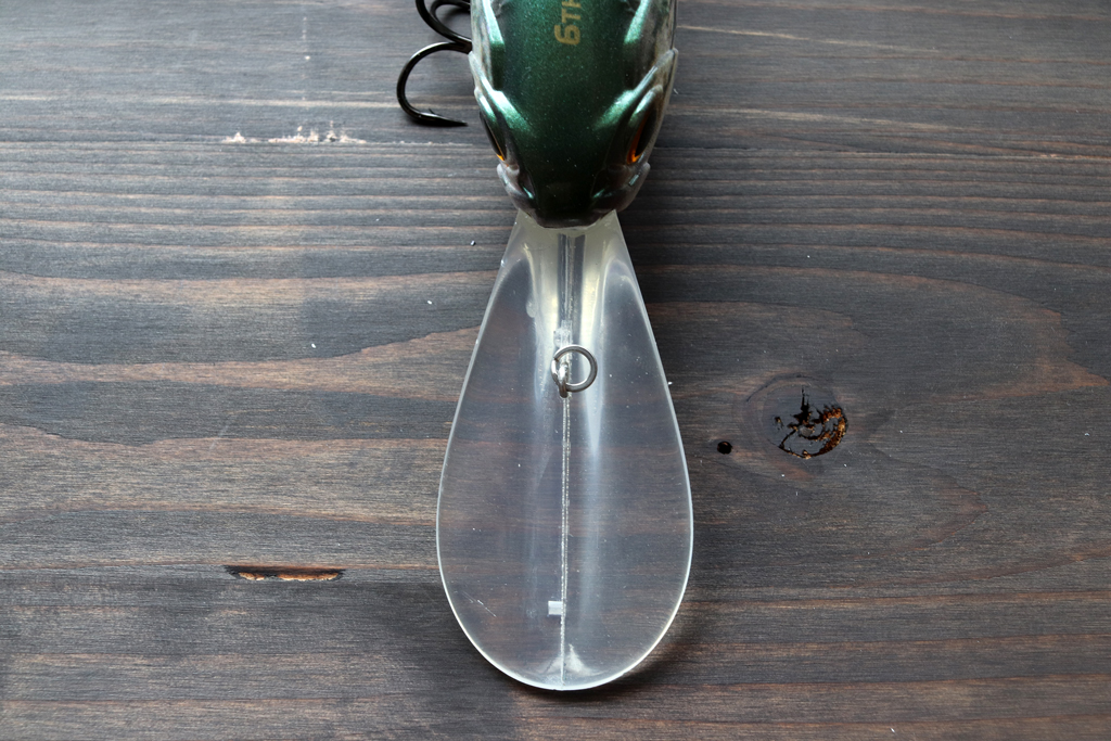 潜行深度は最大で「26フィート(約8m)」・・・、