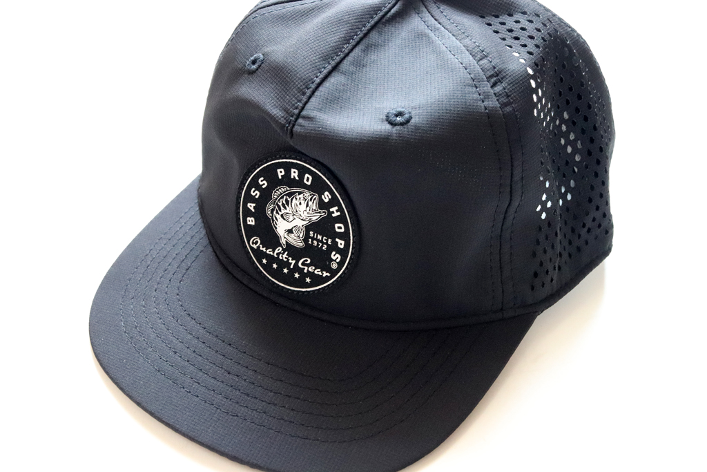 【パーフォレーテッド メッシュ パフォーマンス スナップバック キャップ / Perforated Mesh Performance Snapback Cap】