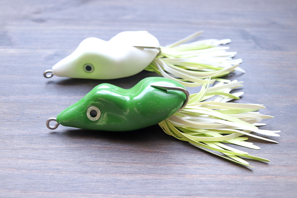 スレンダーなボディで、ベジテーションの上でも滑るようにグライド アクション。