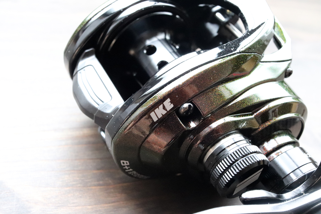 「アブ ガルシア / Abu Garcia」の『アイク シグネチャー ベイトリール / Ike Signature Low Profile Reel』