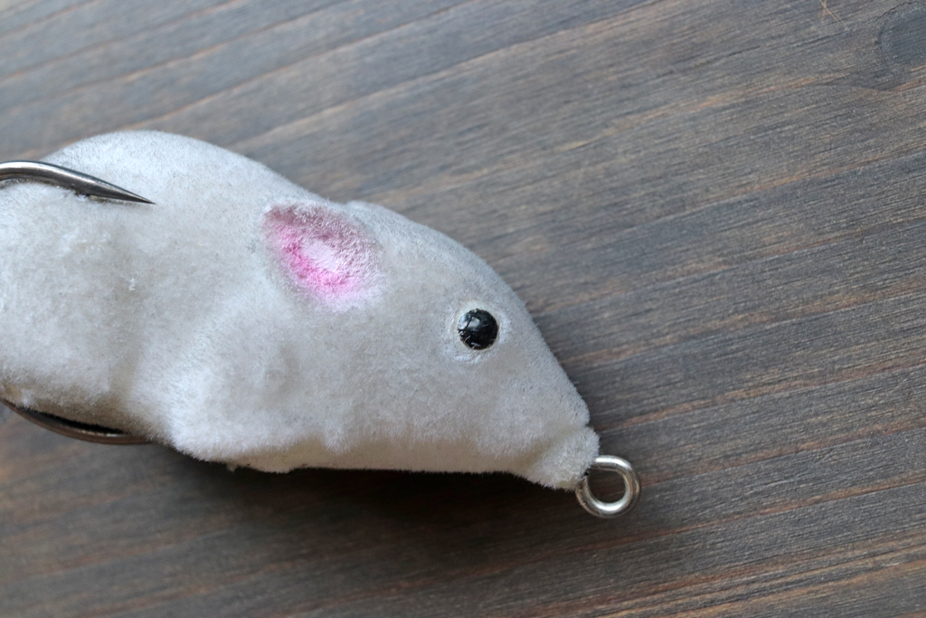 オープン ウォーターはもちろんカバー周りでも活躍、心臓がドキドキするようなストライクを引っ張り出してくれる可愛いネズミです。