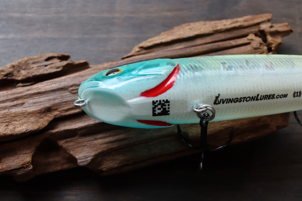 ボディ自体はクラシックなボディ デザインを採用。