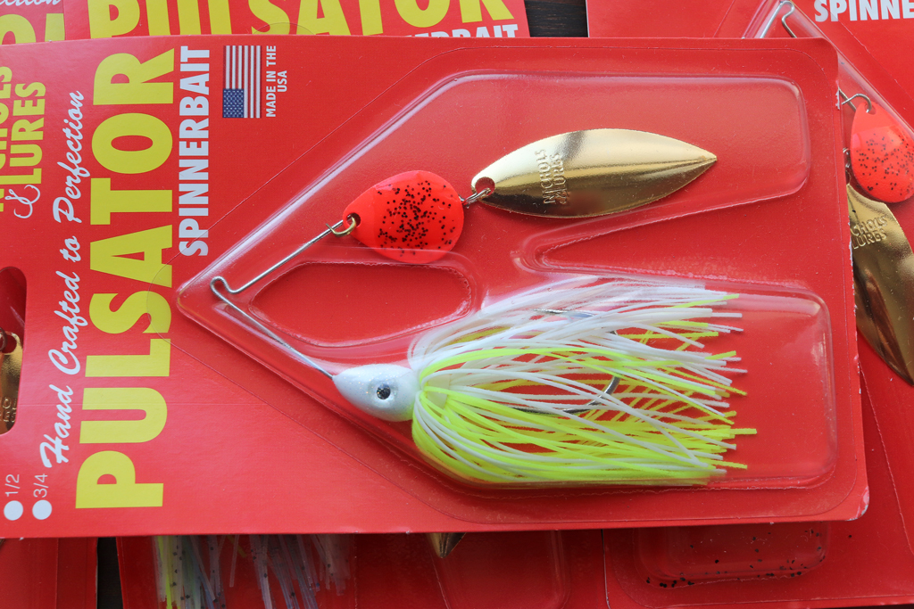 「メイド イン アメリカ」・・・、ニコルスの定番スピナベ「パルセーター / Pulsator」。