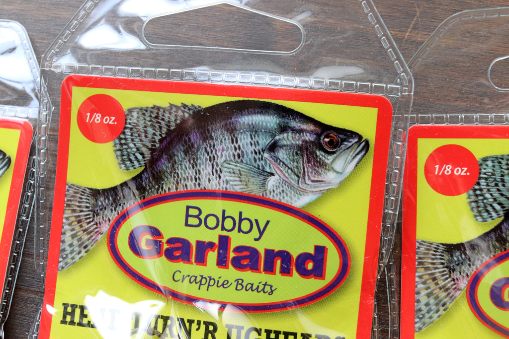 一口サイズの小型ボディ、本来はクラッピー用のジグヘッドですが、もちろんのことバスにも◎。