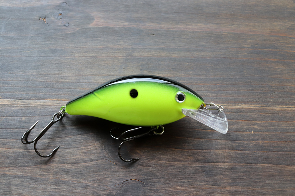 新たなカラー ラインナップに、刺さり抜群のVMC ラウンド ベンド ブラック ニッケル トレブル フックを搭載。