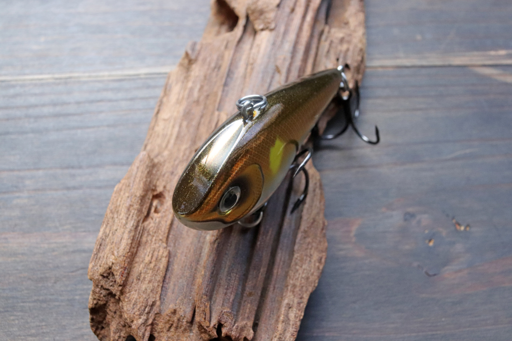 細身のボディにより空気抵抗を減らし、充分な飛距離を発揮。