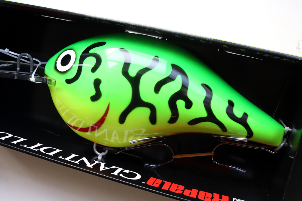 「ファイアタイガー」もあわせて再入荷しております。