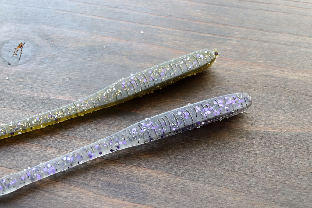 ボトム面はフラット。