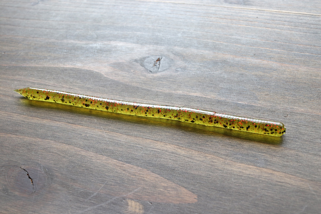 そのマテリアルのおかげなのか、はたまたそのボディ デザインが故なのか・・・。