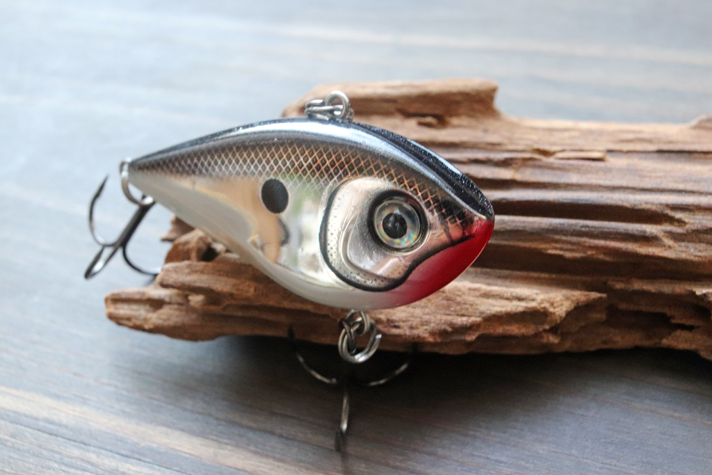 細身のボディにより空気抵抗を減らし、充分な飛距離を発揮。