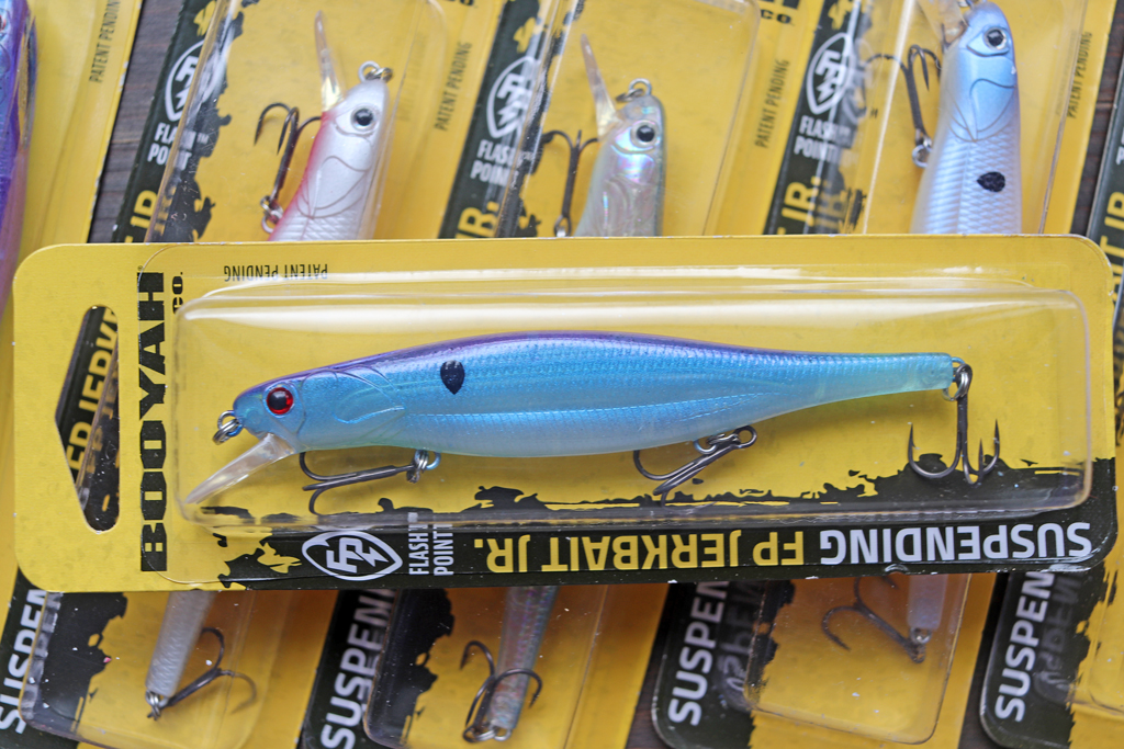 サイズ「4インチ」でウェイトは「3/8oz. 」となります。