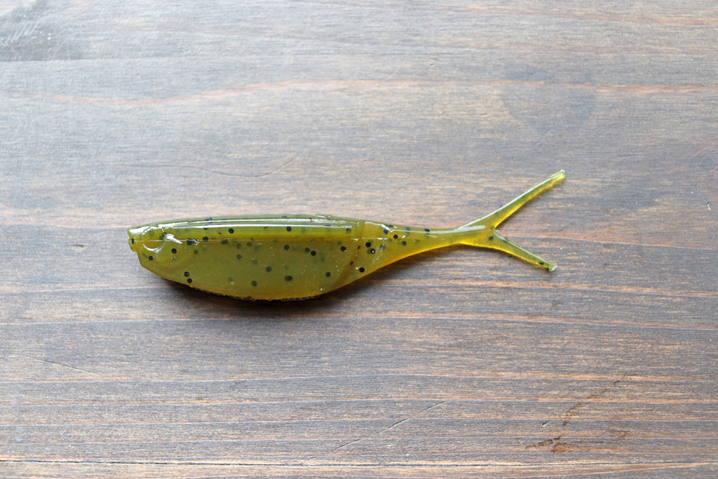 ヤマモトからリリースされた、究極の「ローリング ミノー」。