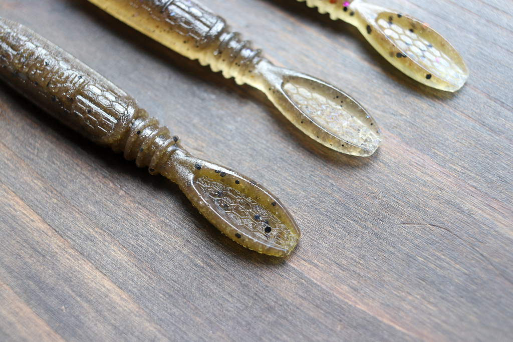 繊細なスイミング アクションを生み出し、小魚やゴリの動きを忠実に再現。