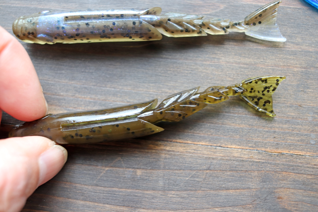 V字状に切り込みが入った、ユニークな形状のボディも特徴。