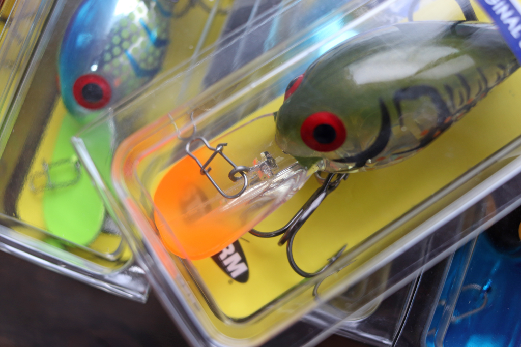 強烈なワイド ウォブルにイレギュラー アクションが特徴です。