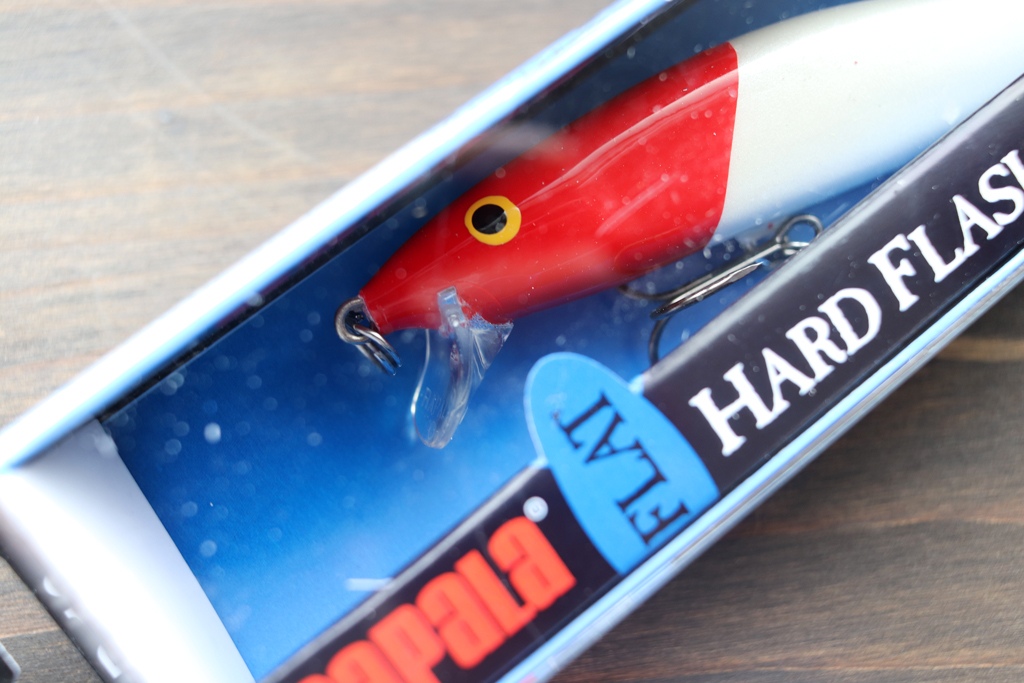 独自の三角形をした「トライアングル リップ」が、アングラーが操作するロッド ワークに素早く対応。