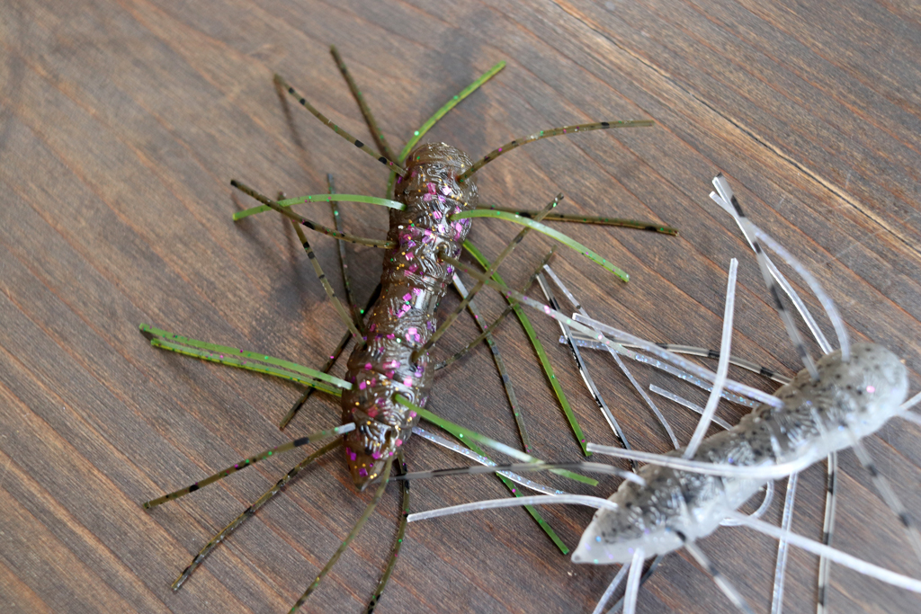 ネッド リグ用のワームとして優れた性能を発揮するだけでなく、ワッキー リグやドロップ ショット リグにも効果的。